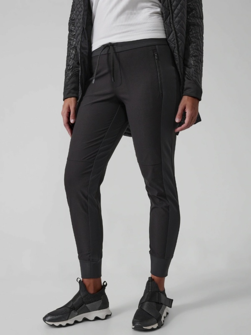 ATHLETA Headlands Hybrid Trek Jogger Black Size 6